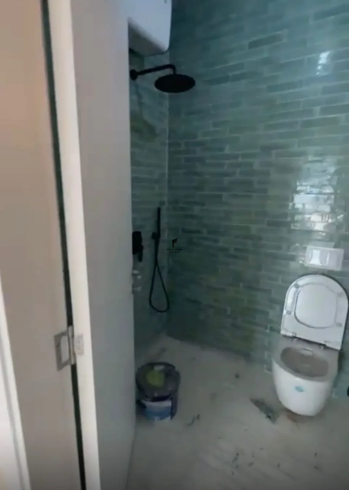 ZYRE ME QERA 125 M2 RRUGA E DIBRES 800 EURO 4