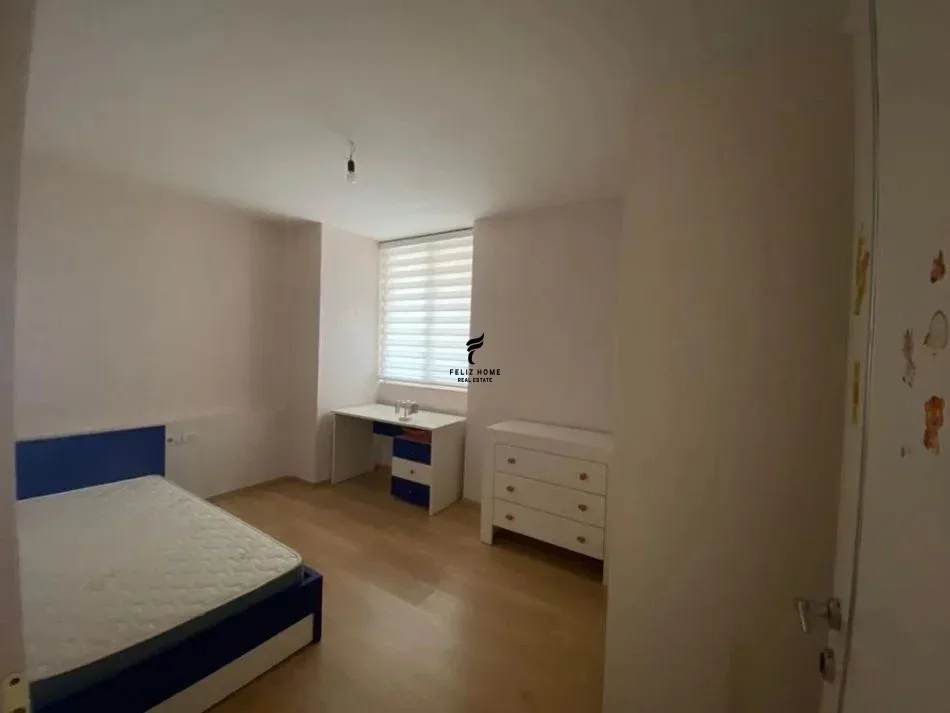 APARTAMENT ME QERA 2+1 ISH DOGANA 65.000 LEKE 4