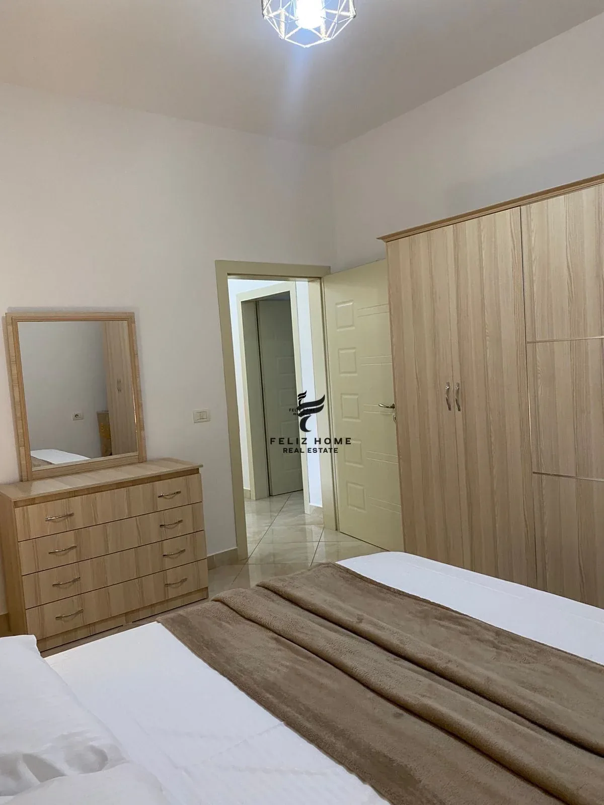 APARTAMENT ME QERA 1+1 LAPRAKE 40.000 LEKE 4