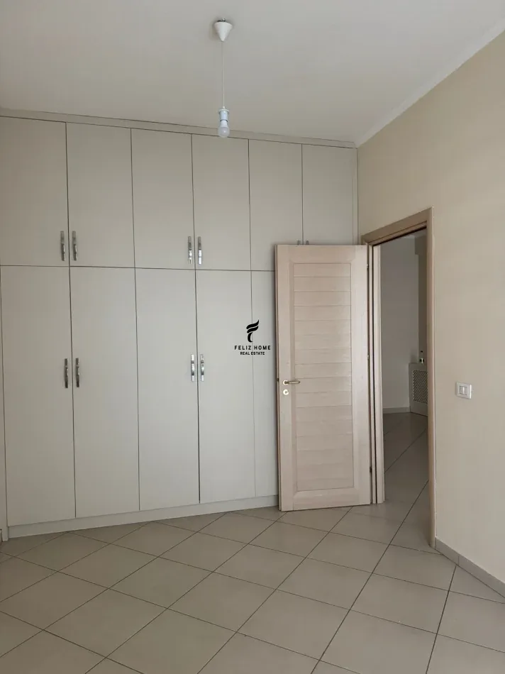 SHITET APARTAMENT 1+1 KOMUNA E PARISIT 216.000 EURO 4