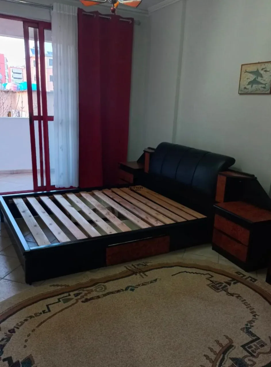 APARTAMENT ME QERA 1+1 VASIL SHANTO 50.000 LEKE 4
