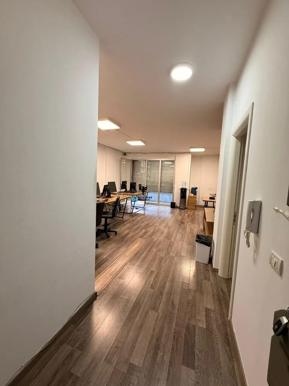 ZYRE ME QERA 100 M2 STADIUMI DINAMO 140.000 LEKE 2