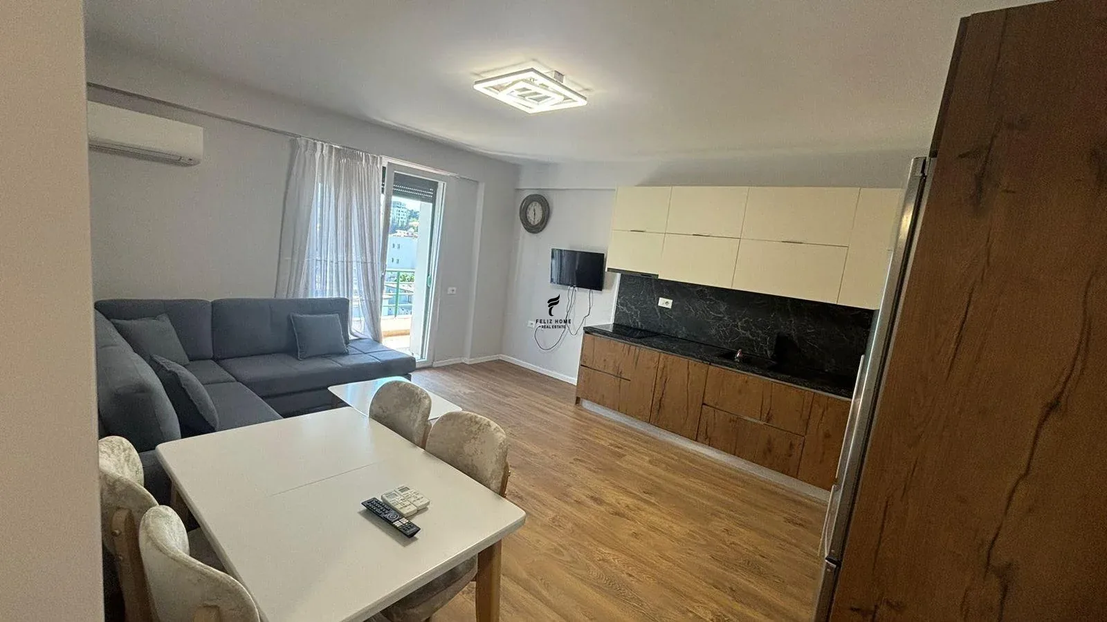 APARTAMENT ME QERA 2+1 5 MAJI 52.000 LEKE 3