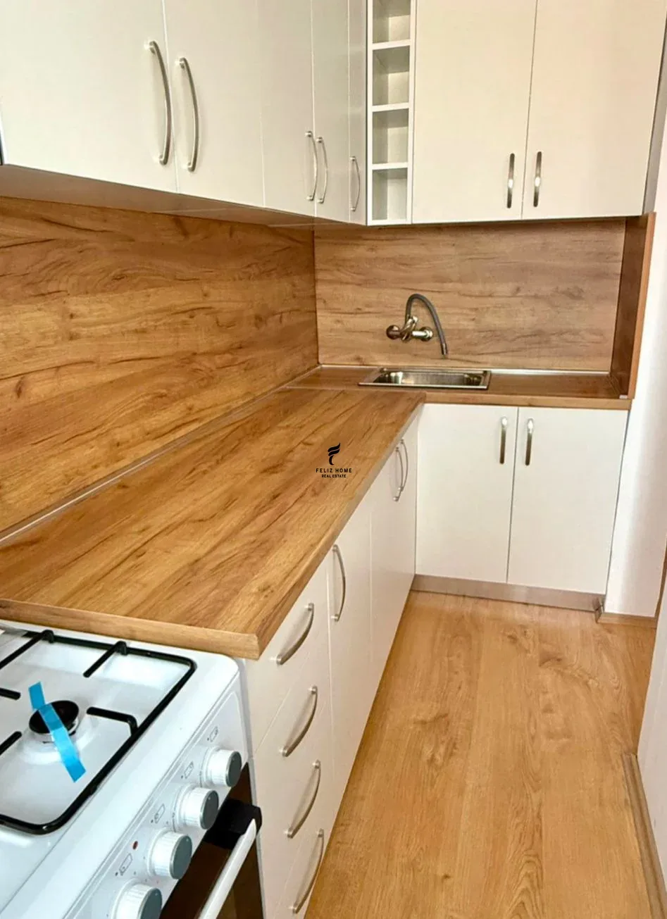 APARTAMENT ME QERA 1+1 RRUGA BARDHYL 45.000 LEKE 2
