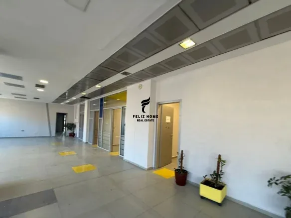 ZYRE ME QERA 916 M2 RRUGA E KAVAJES 18.000 EURO 2