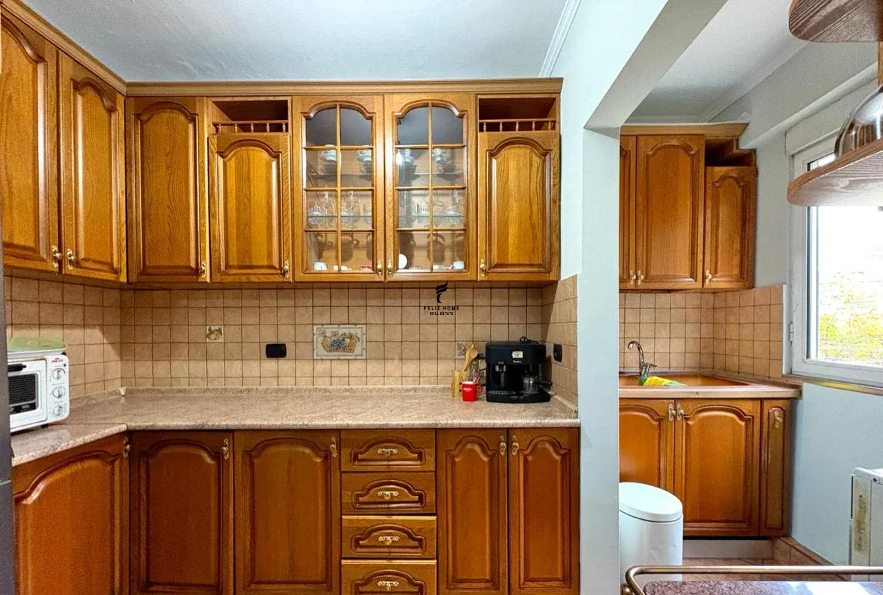 APARTAMENT ME QERA 1+1 LAPRAKE 45.000 LEKE 2