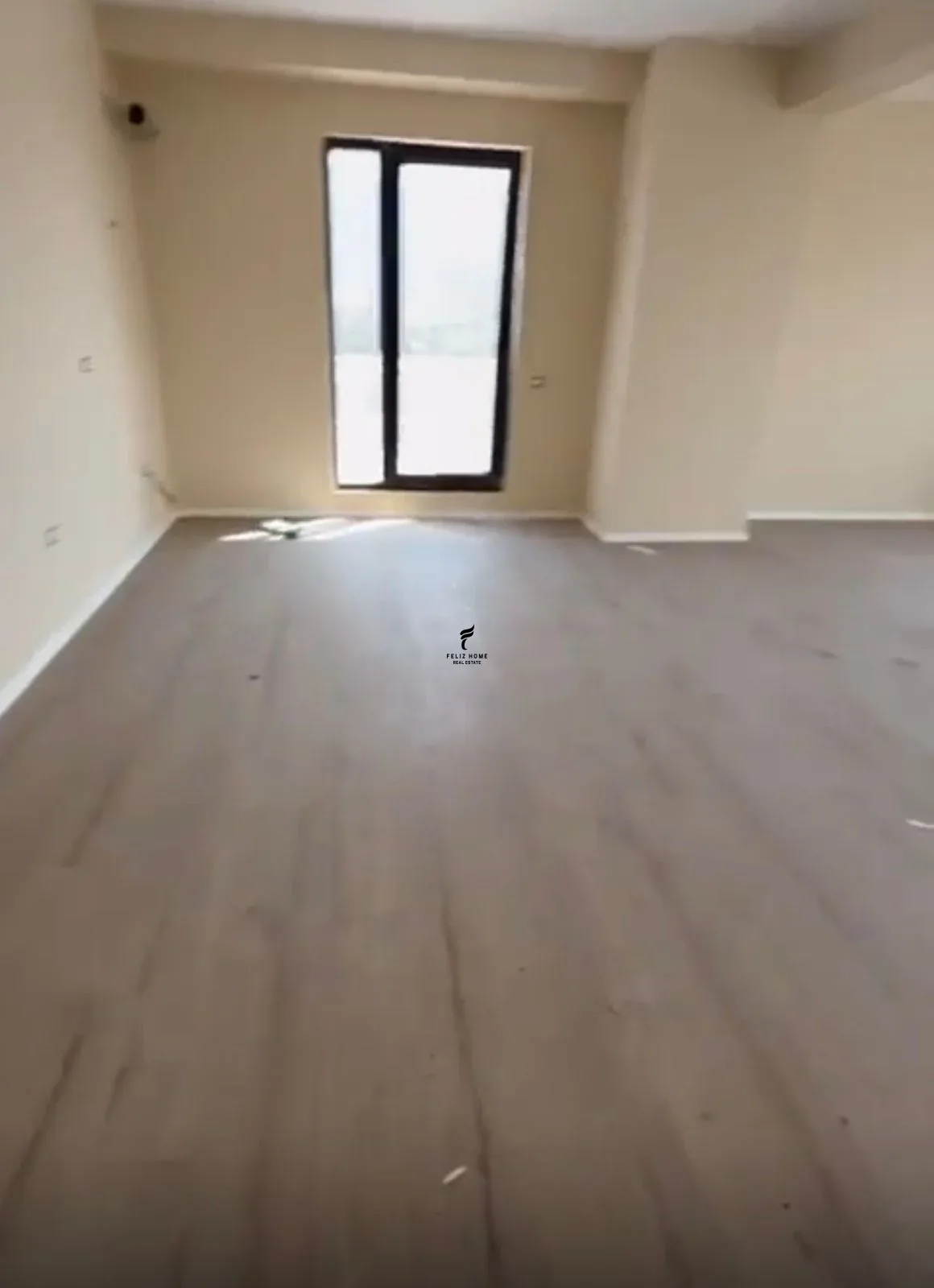 ZYRE ME QERA 125 M2 RRUGA E DIBRES 800 EURO 2