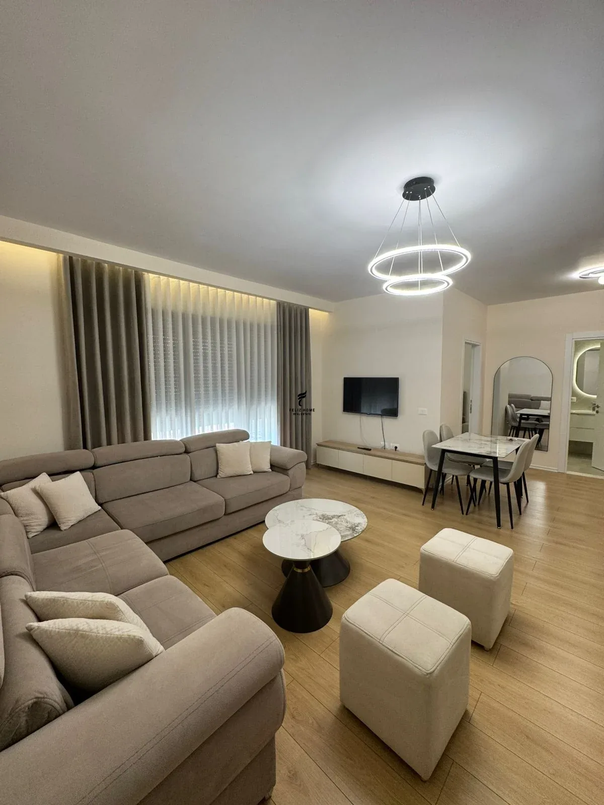 APARTAMENT ME QERA 1+1 BULEVARDI I RI 60.000 LEKE