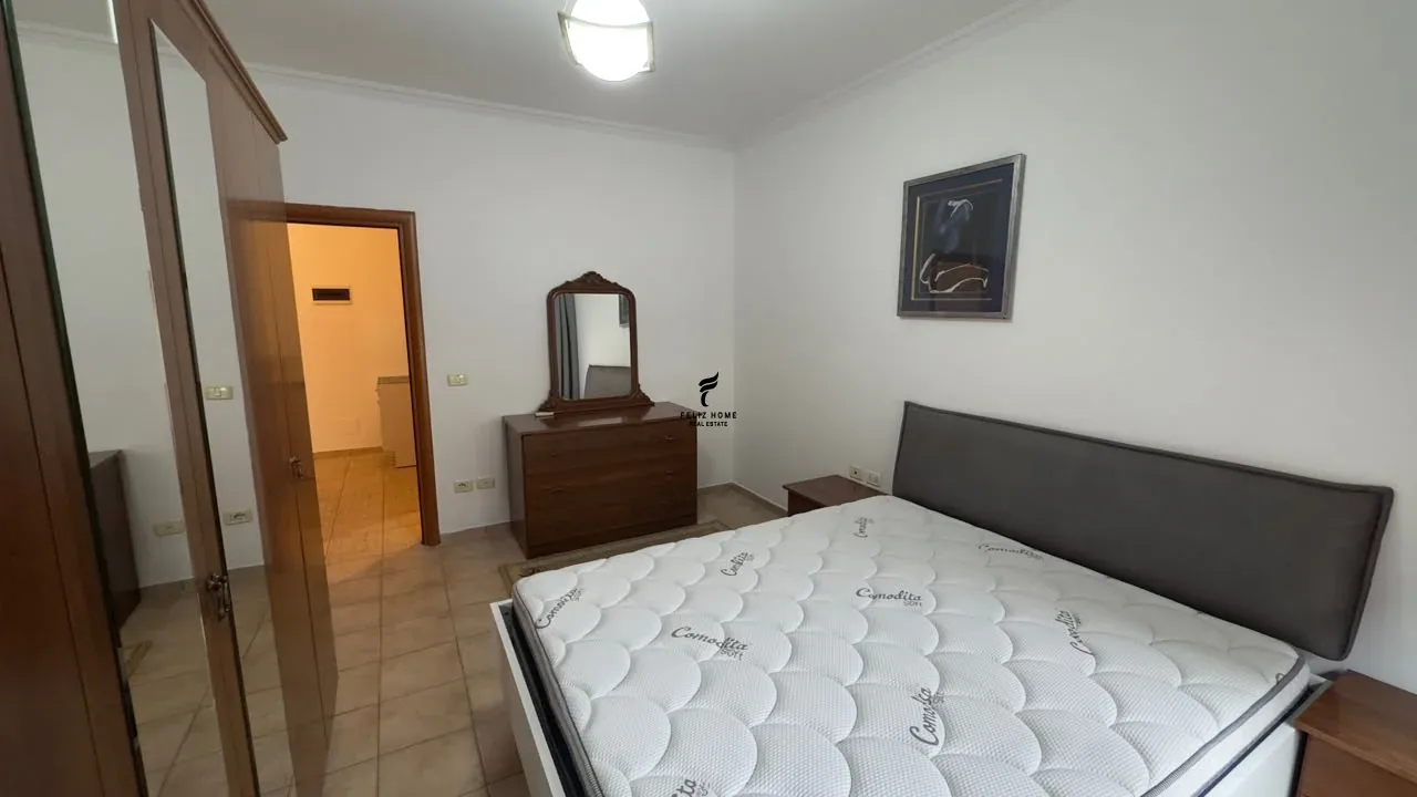 APARTAMENT ME QERA 1+1 QENDER 65.000 LEKE 4