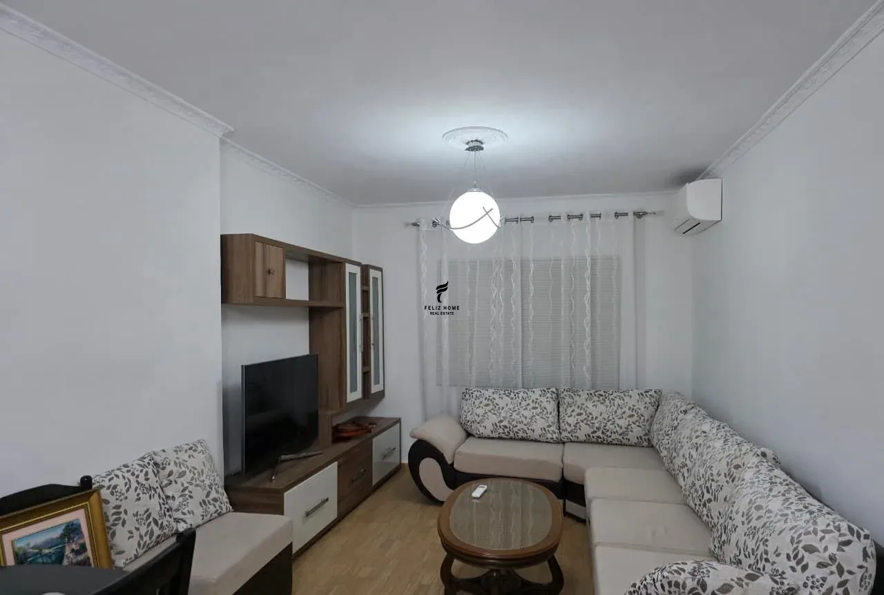 APARTAMENT ME QERA 4+1+2 MINE PEZA 1.500 EURO