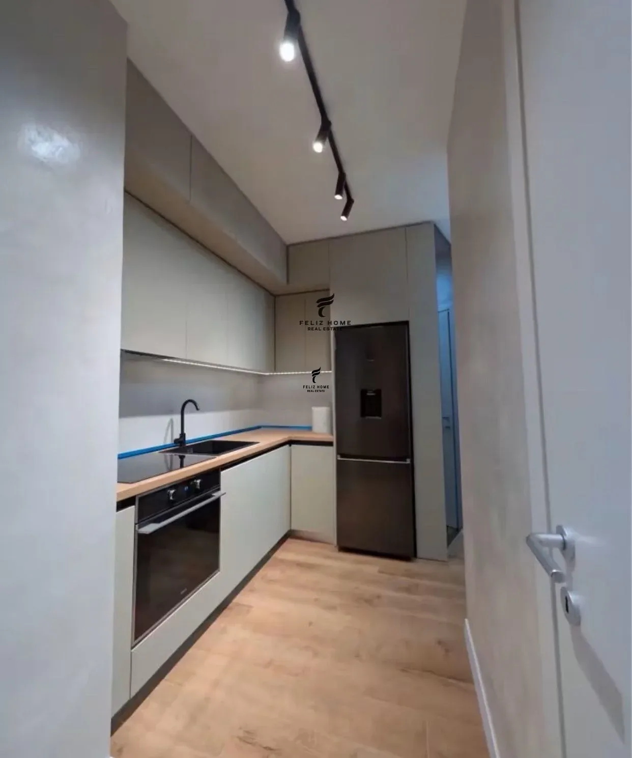 APARTAMENT ME QERA 2+1 STADIUMI DINAMO 90.000 LEKE 2