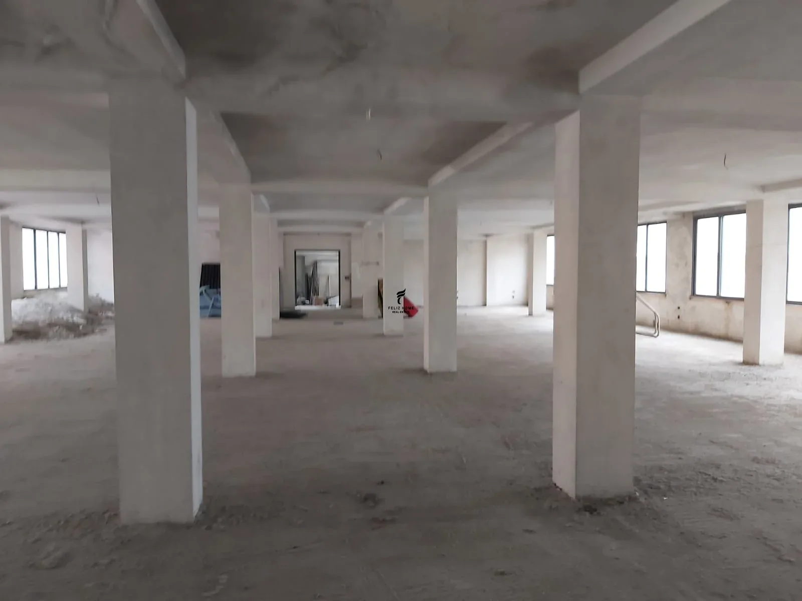 AMBIENT BIZNESI ME QERA 450 M2 SELITE 150.000 LEKE