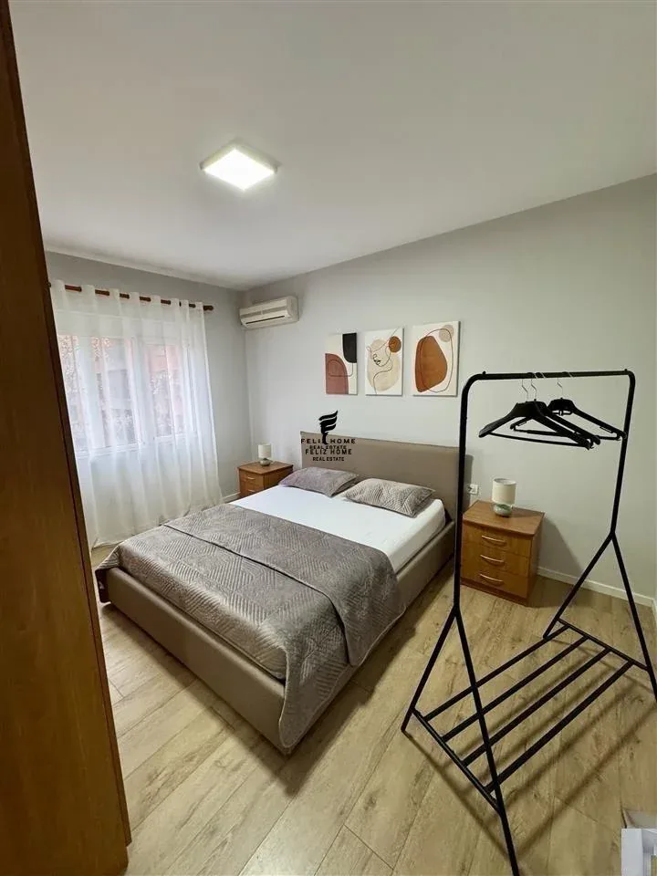 APARTAMENT ME QERA 1+1 MYSLYM SHYRI 65.000 LEKE 3