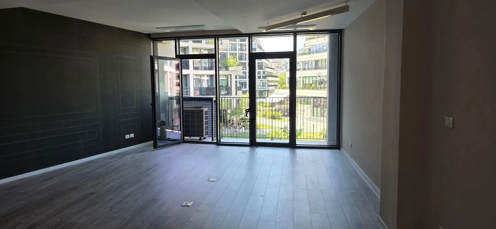 ZYRE ME QERA 102M2 LAKE VIEW 150.000 LEKE 4