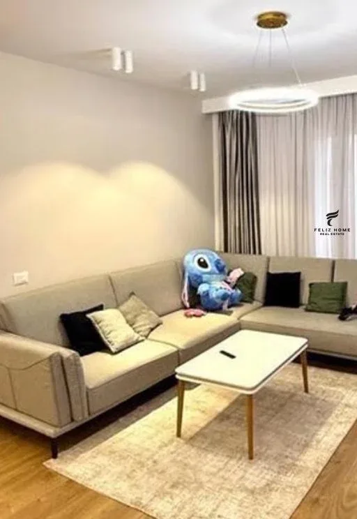 SHITET APARTAMENT 3+1+2 RRUGA E ELBASANIT 340.000 EURO 1