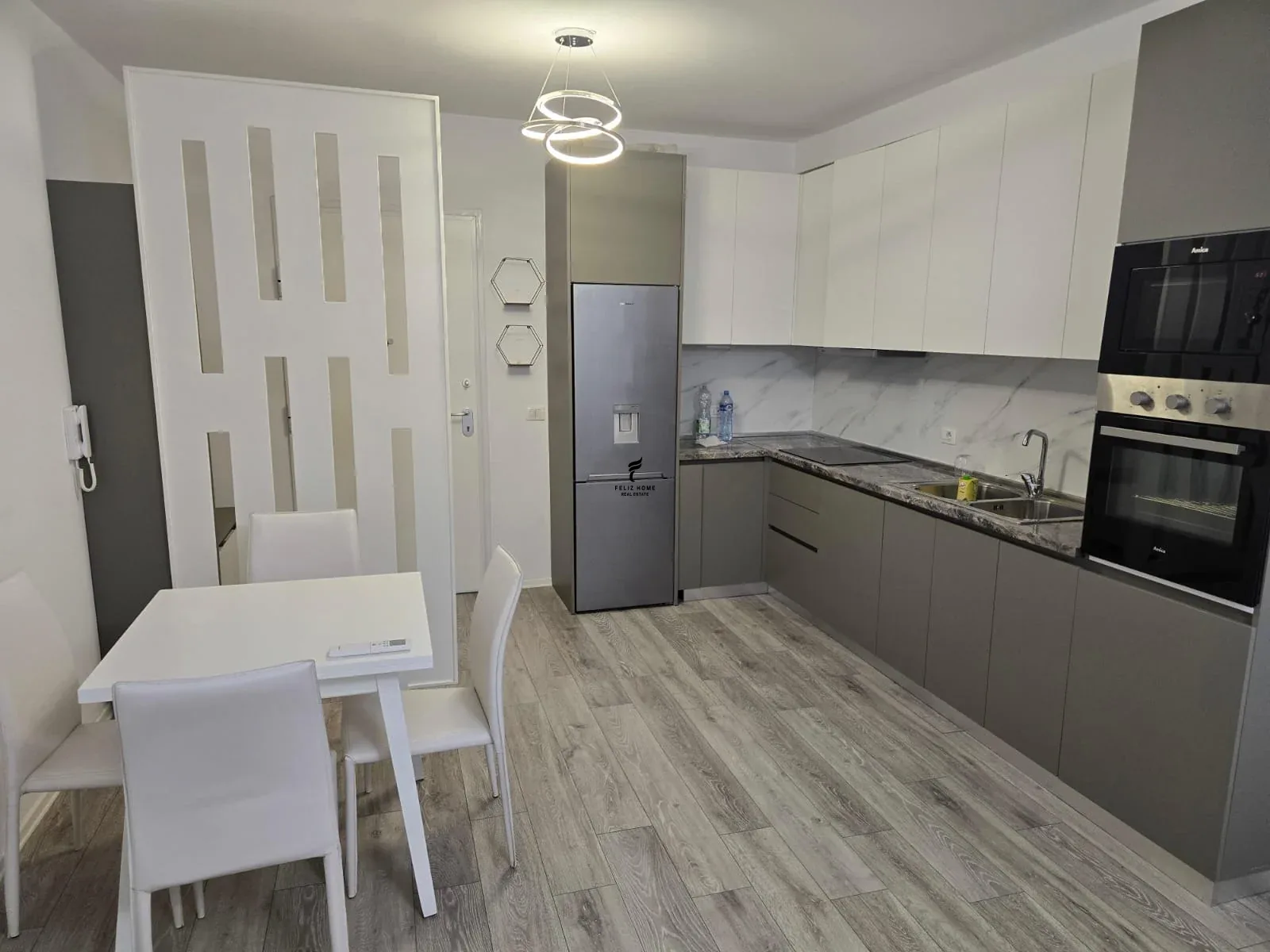APARTAMENT ME QERA 1+1 ALI DEMI 60.000 LEKE 2