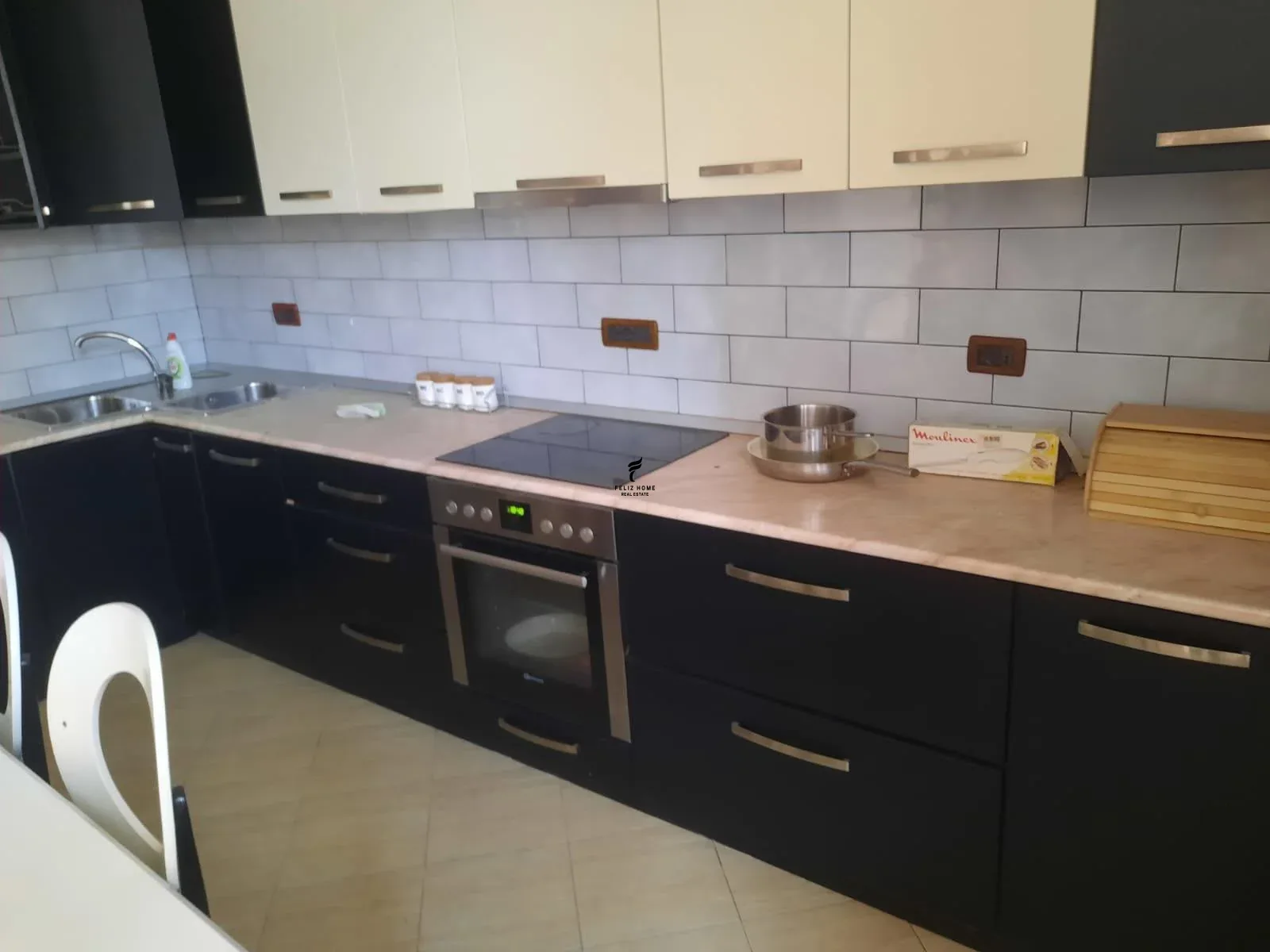 APARTAMENT ME QERA 2+1 VASIL SHANTO 70.000 LEKE 2