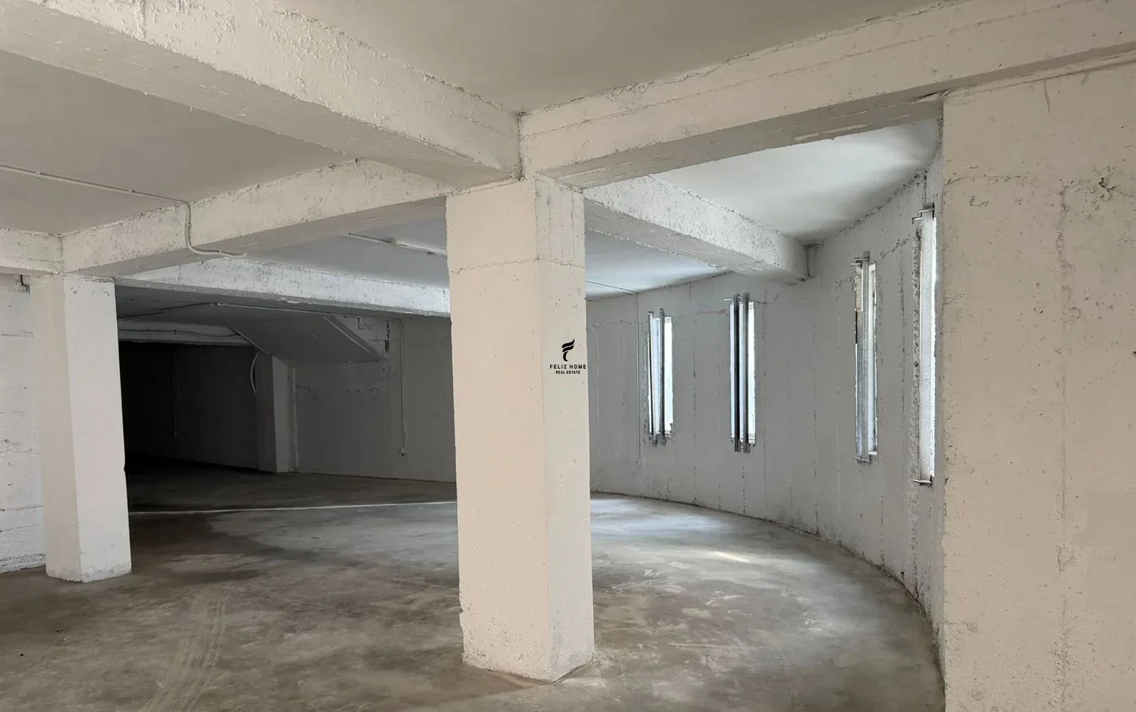 MAGAZINE ME QERA 500 M2 SHKOZE 200.000 LEKE