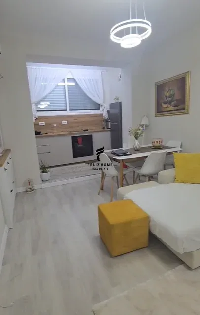 SHITET APARTAMENT 1+1 PAZARI I RI 190.000 EURO 2
