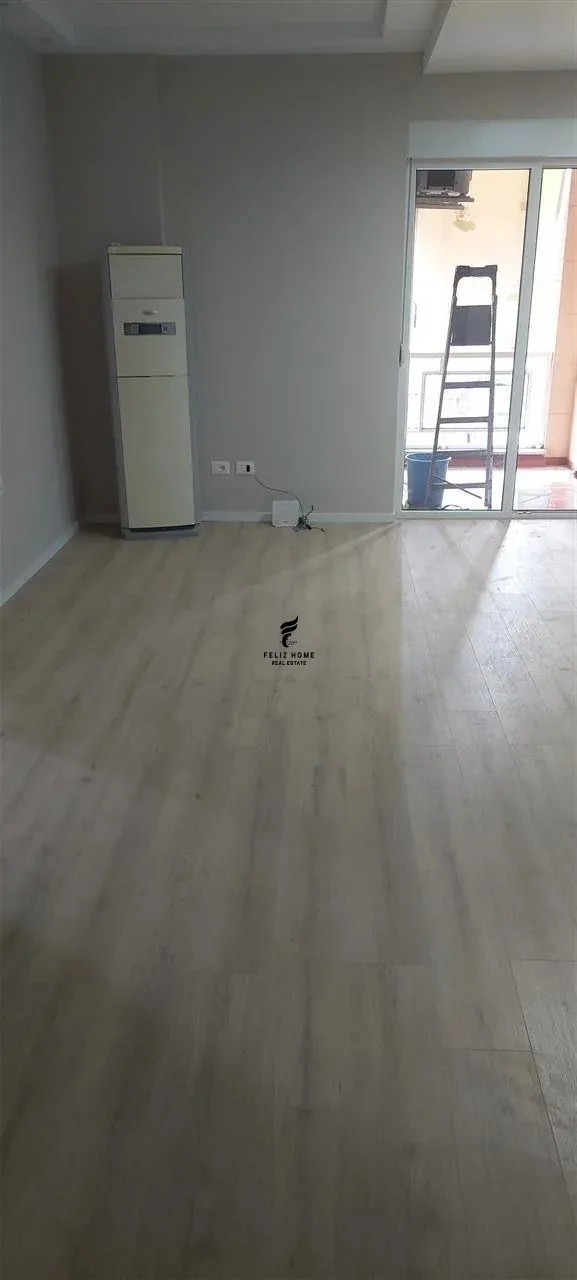 SHITET APARTAMENT 2+1 XHAMLLIK 18.700.000 LEKE 2