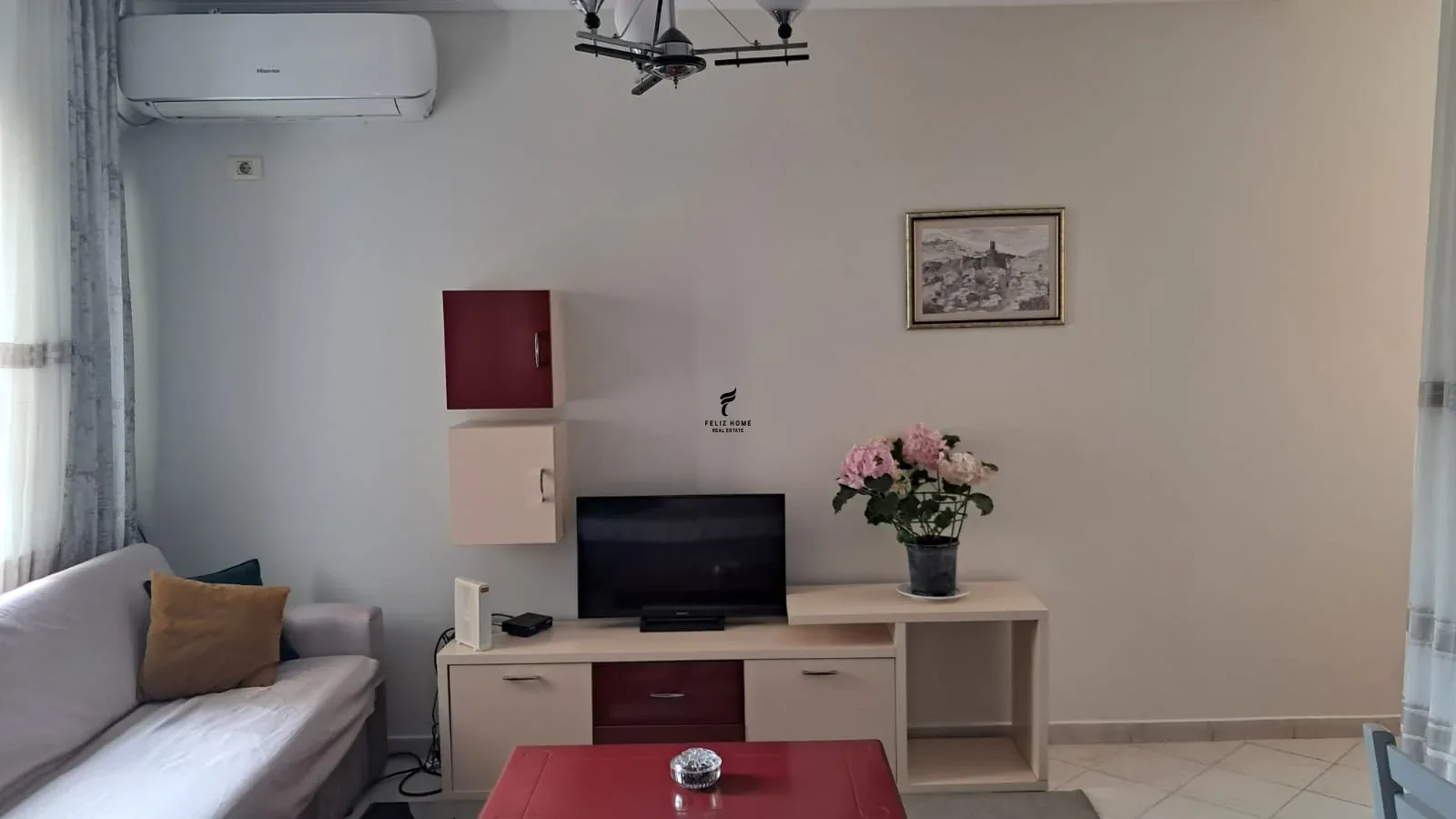 APARTAMENT ME QERA 2+1 QENDER 55.000 LEKE 3