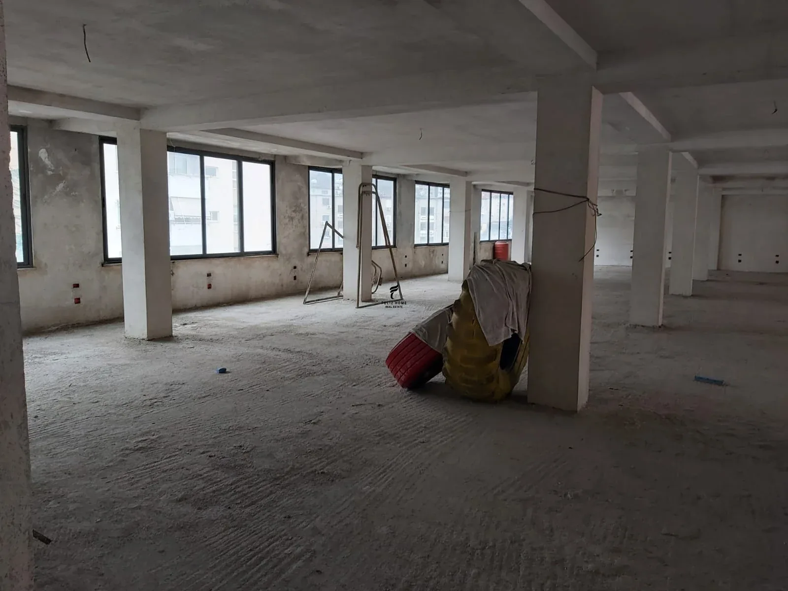 AMBIENT BIZNESI ME QERA 450 M2 SELITE 150.000 LEKE 3