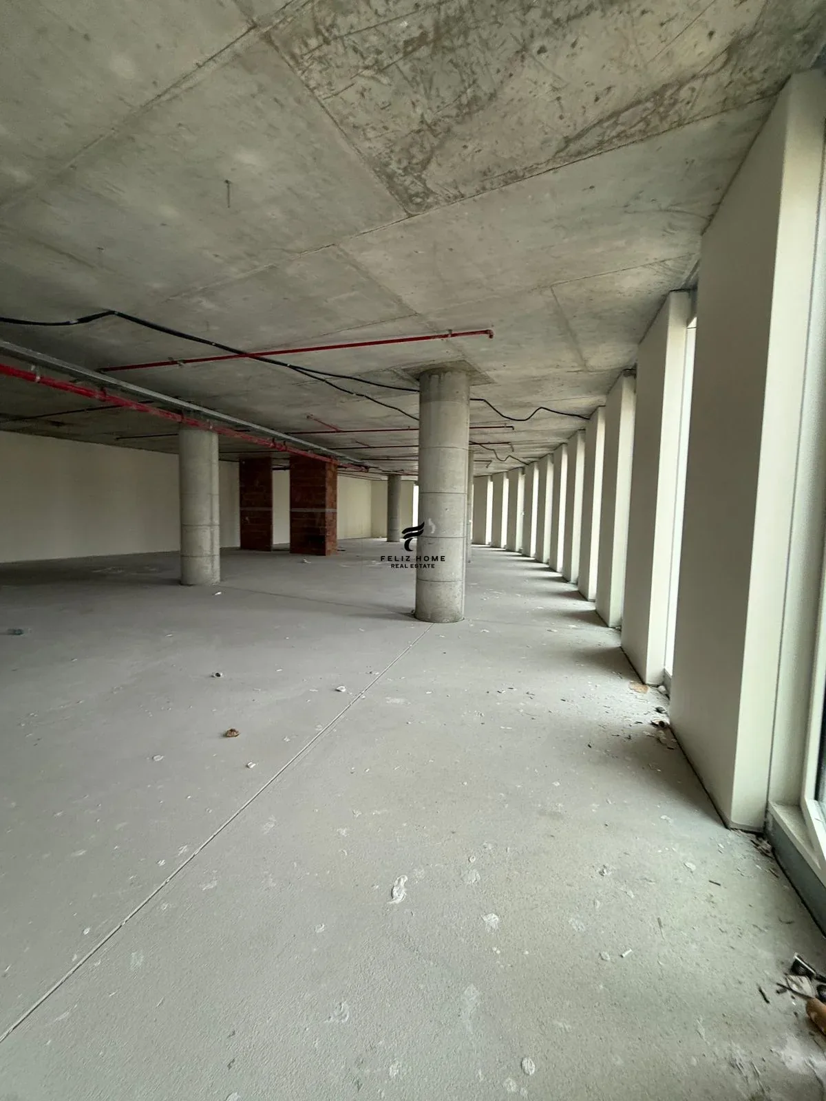 ZYRE ME QERA 637 M2 QENDER 20.000 EURO