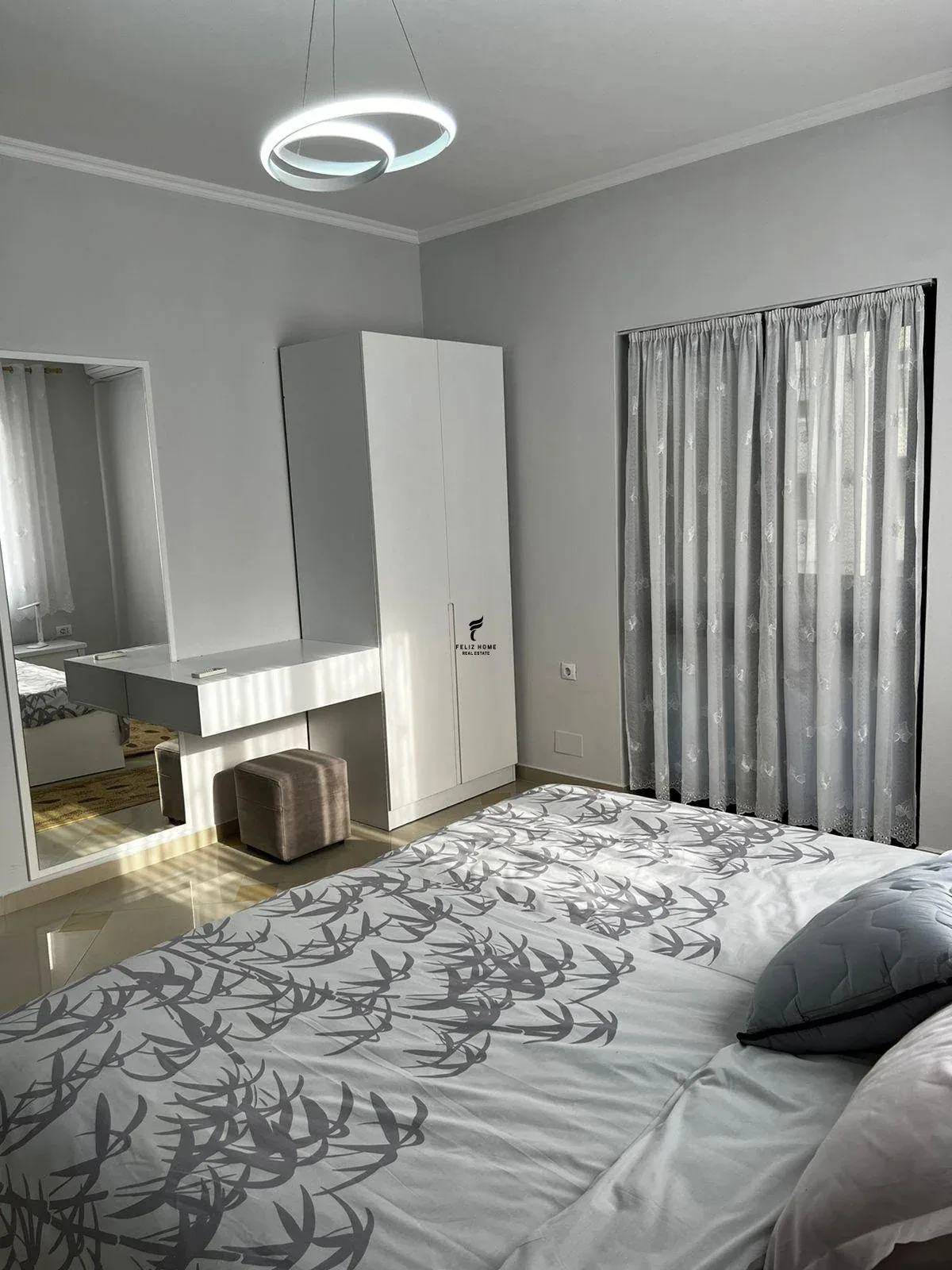 APARTAMENT ME QERA 1+1 RRUGA E ELBASANIT 60.000 LEKE 4