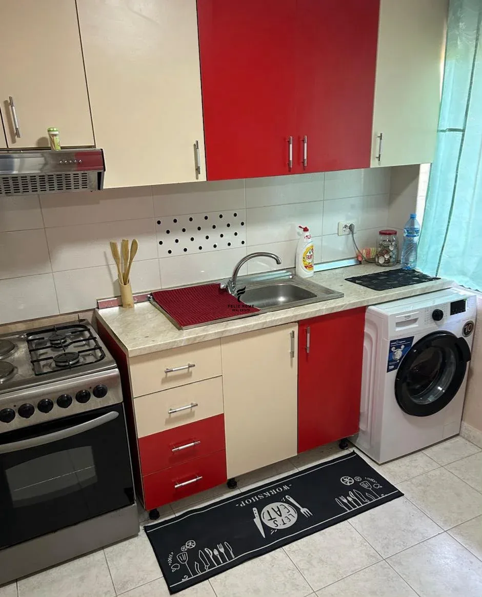 APARTAMENT ME QERA 1+1 PAZARI I RI 45.000 LEKE 2