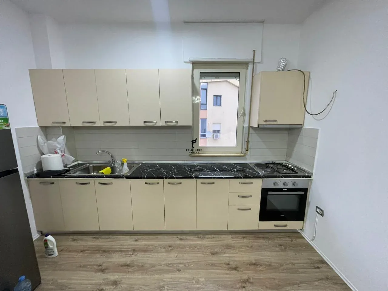 APARTAMENT ME QERA 1+1 LIQENI I THATE 60.000 LEKE 3