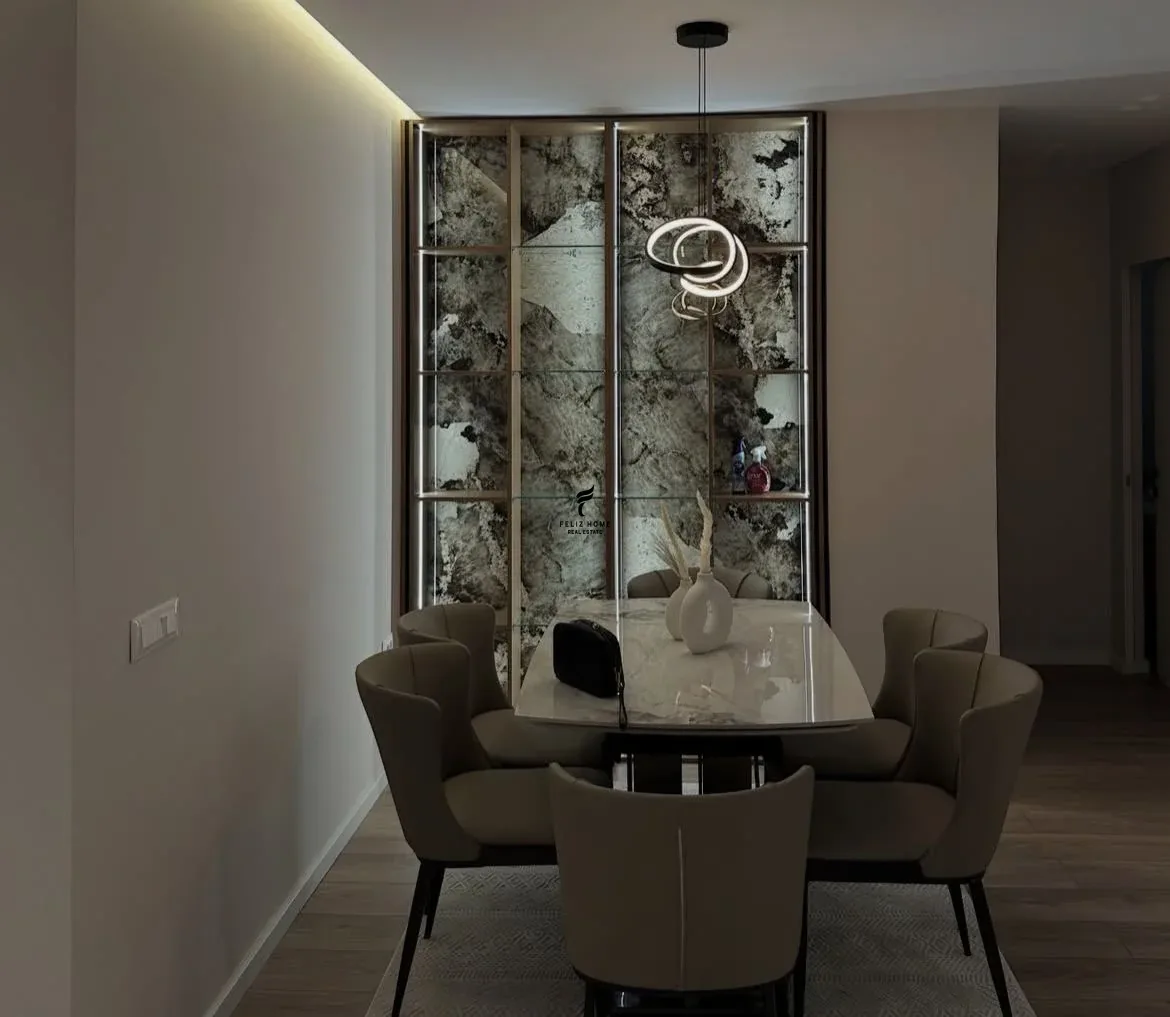 APARTAMENT ME QERA 2+1+2 LIQENI THATE 1.500 EURO 2
