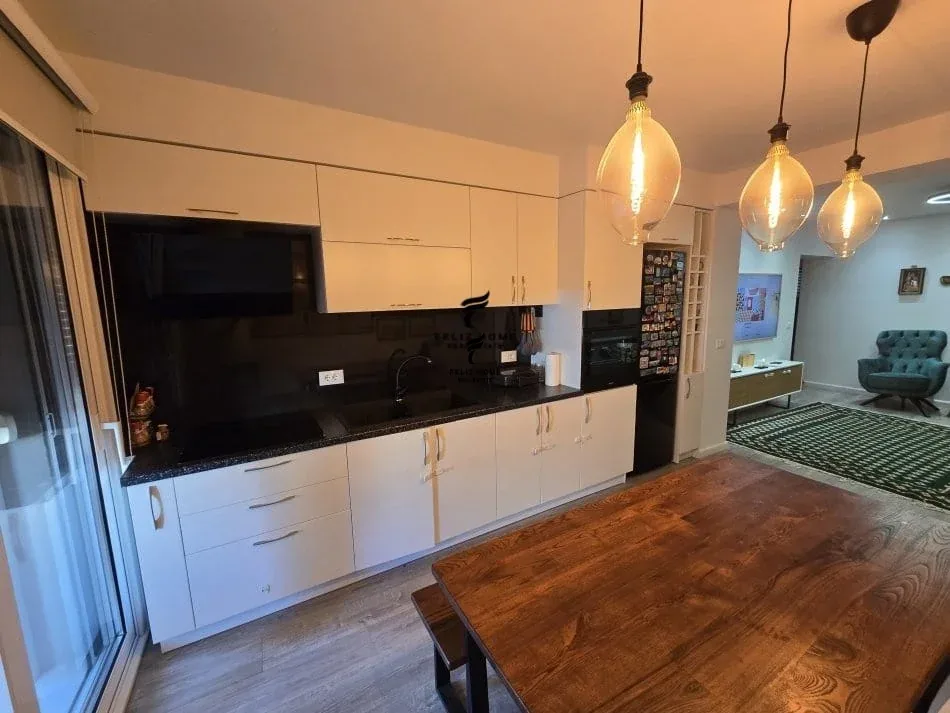 SHITET APARTAMENT 2+1 BLLOKU 350.000 EURO 3