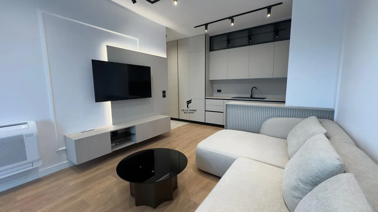 APARTAMENT ME QERA 1+1 PORCELAN 80.000 LEKE 2