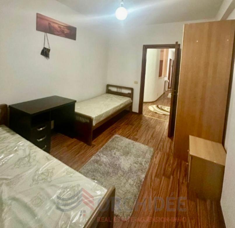 🏠Jepet me #qera banesë në Tophane 2