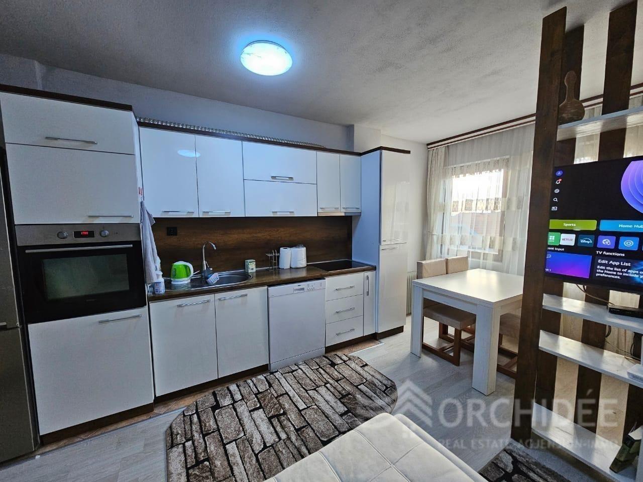 🏠Jepet me #qera banesa te Bregu i Diellit. 2