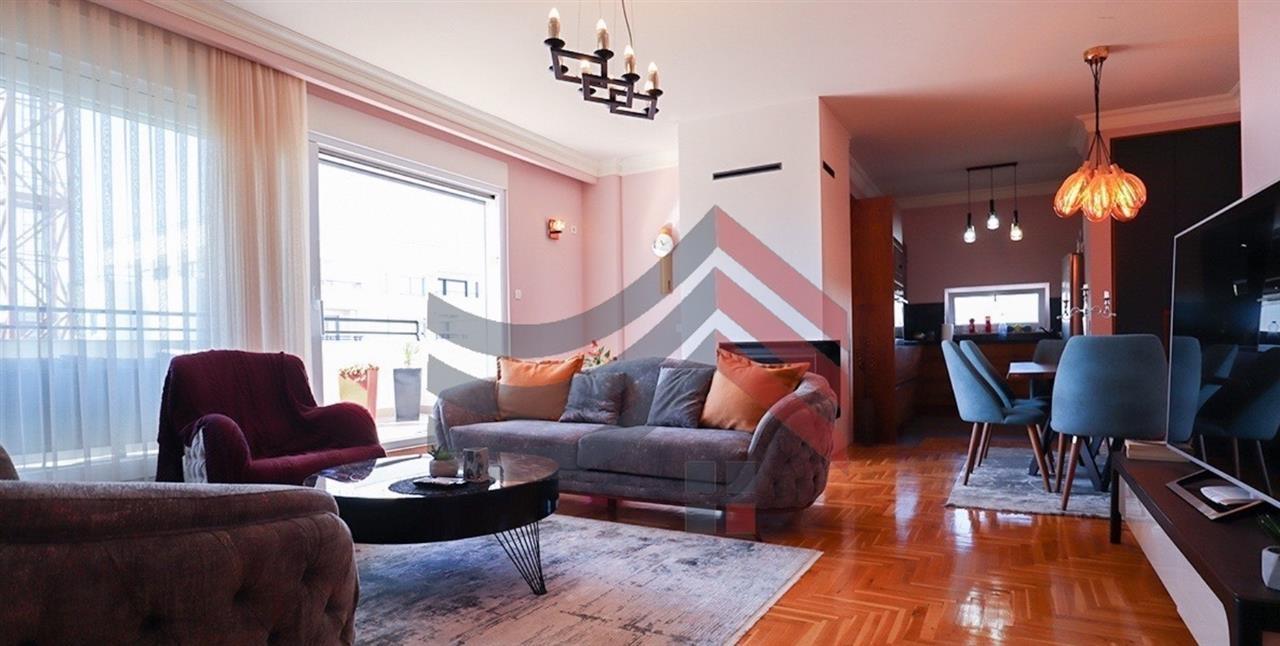 Penthouse me qera në Kalabri🏢 2