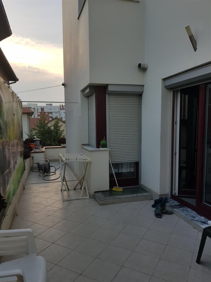 Shtepi ne shitje ne Bregun e Diellit 4