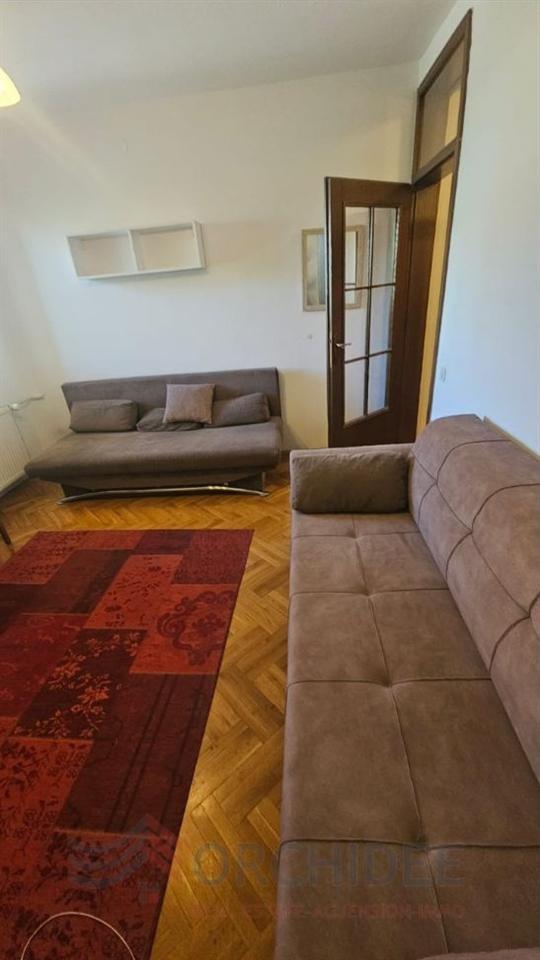 🏠 Banesë me Qira – Qendra e Qytetit, Prishtinë