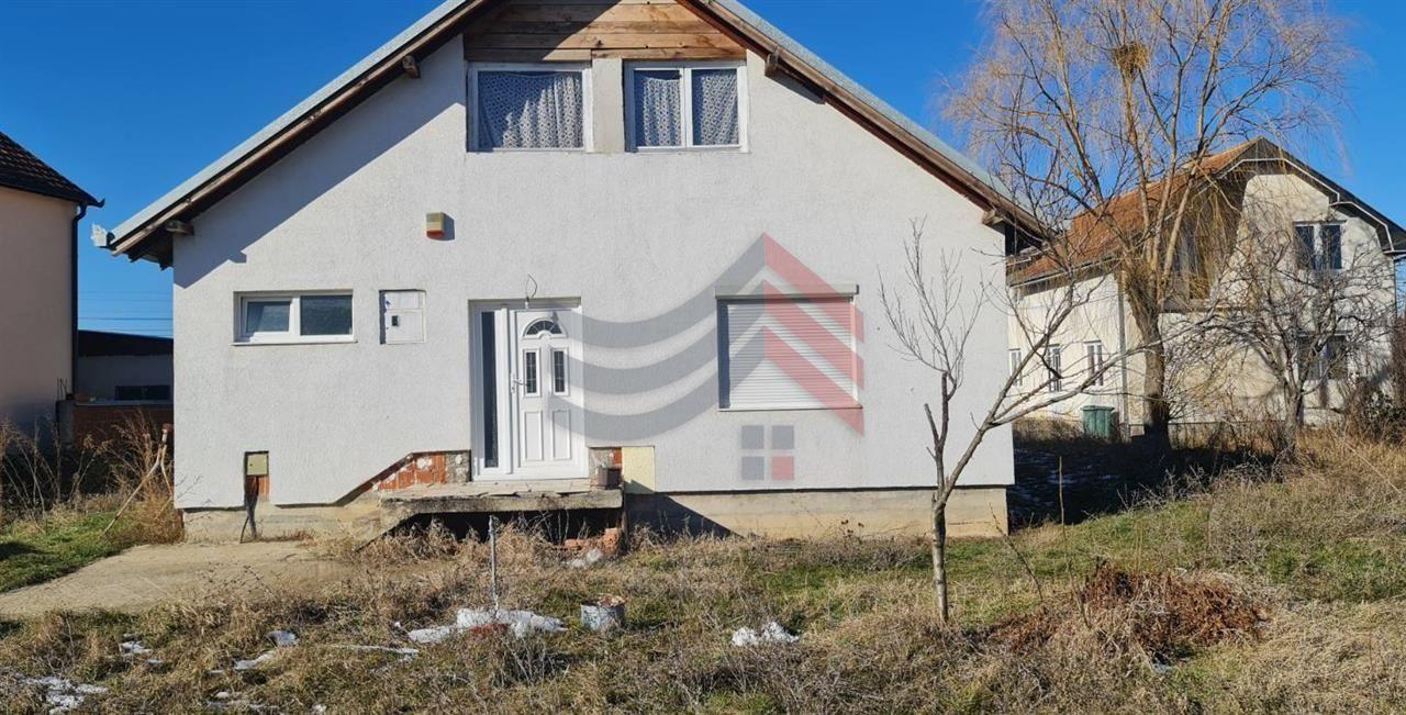 Shtepi në shitje në Miradi të Epërme