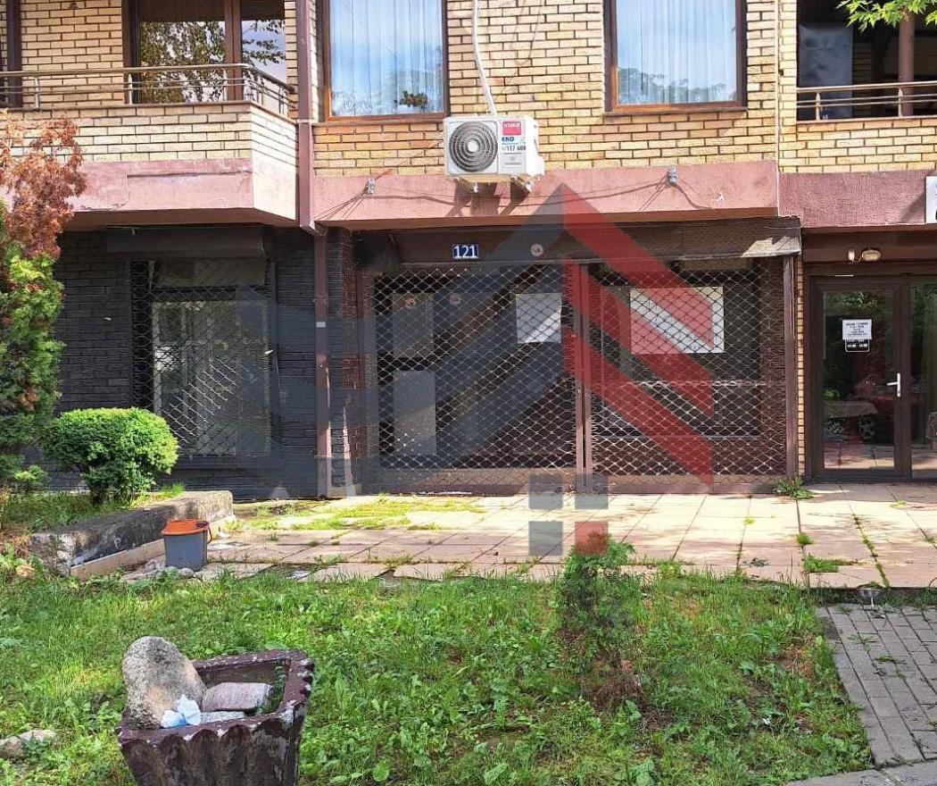 Lokal ne shtije te Santea🏢