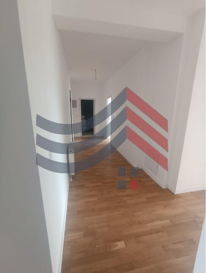 Banesa ne shitje ne Rrugen A 2