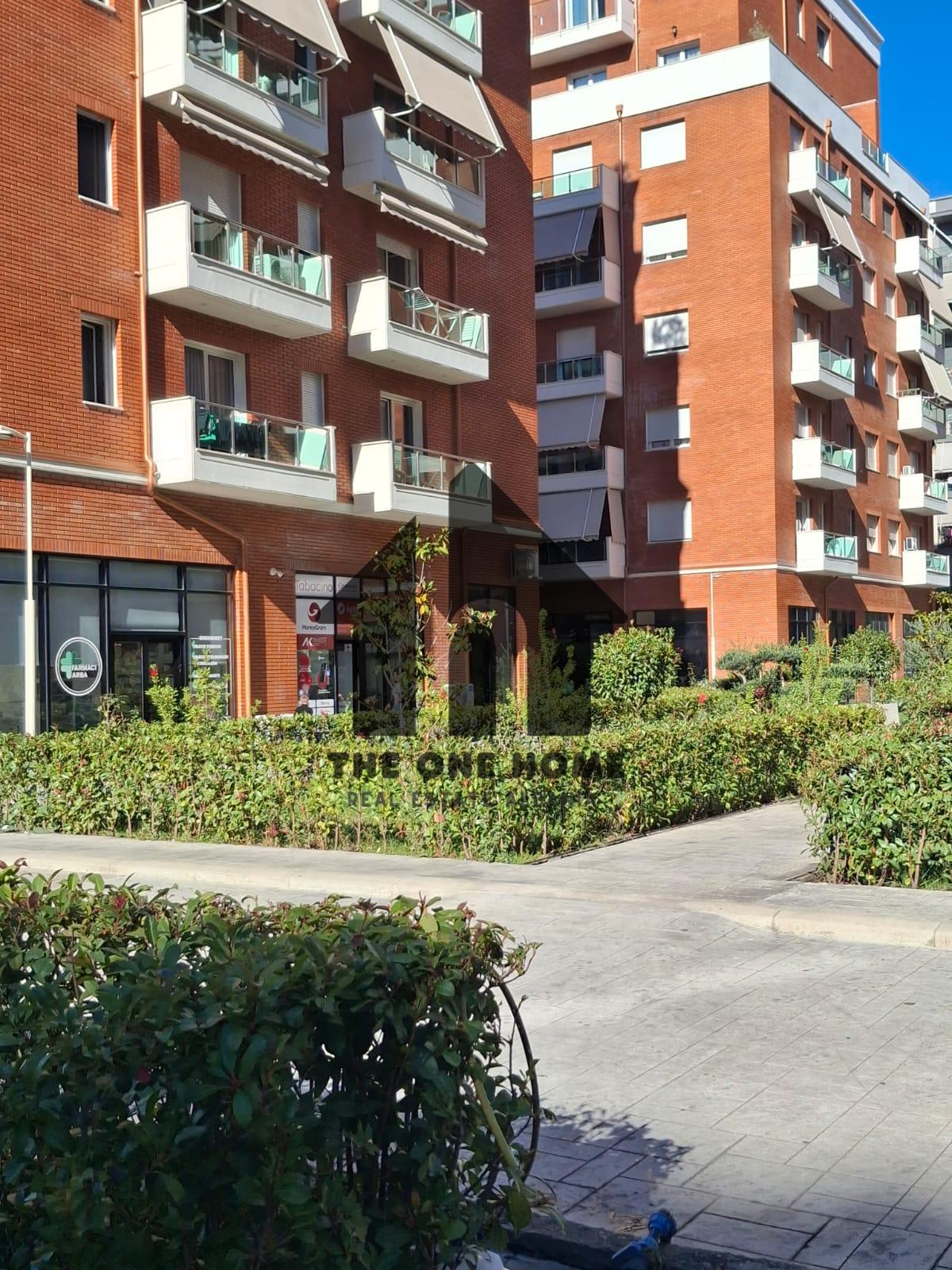 Warehouse for rent in Tiranë 2