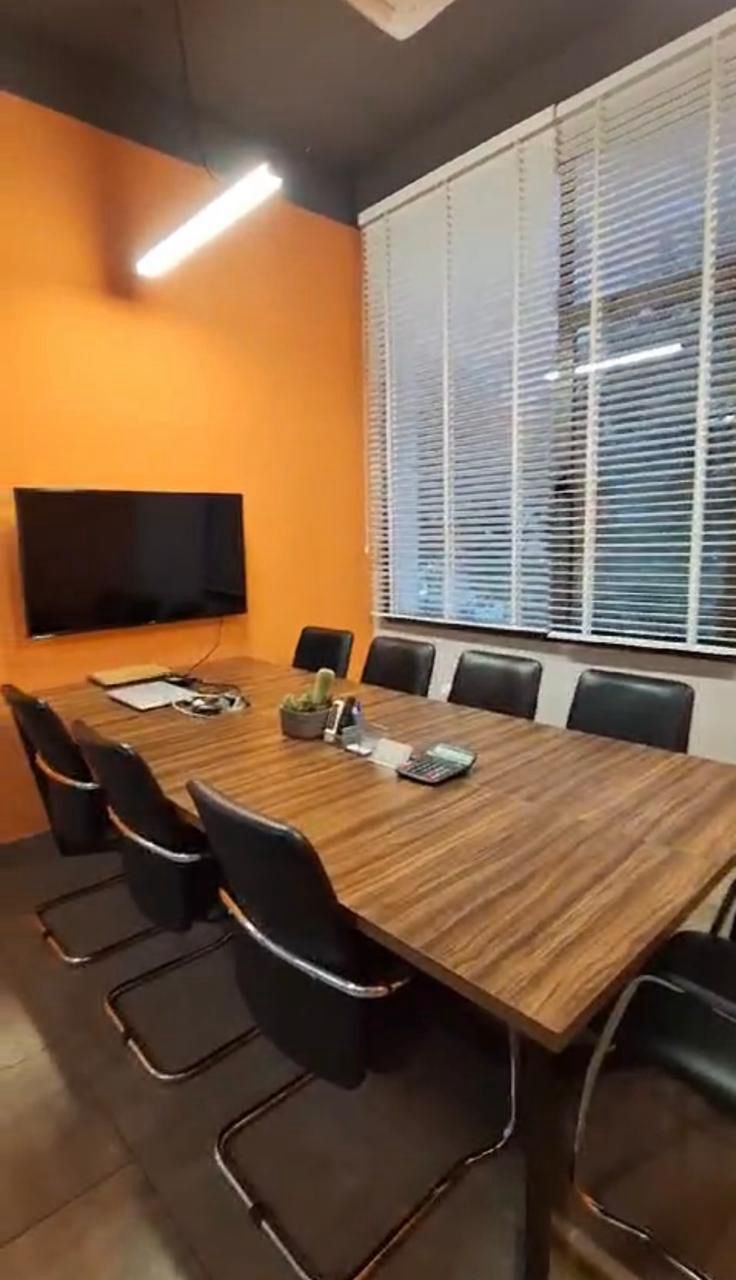 Office for rent in Tiranë