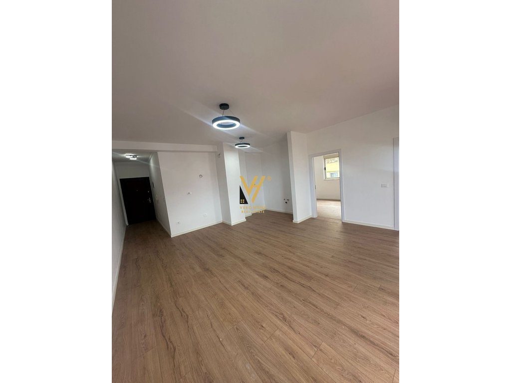 SHITET APARTAMENT 2+1+BLK TE KODRA E DIELLIT 175.000 EURO