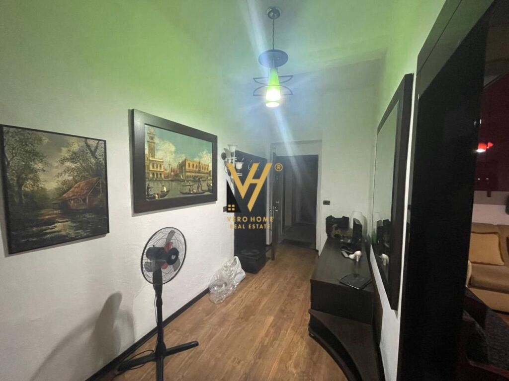 Jepet Apartament 2+1+ballkon me qera te Stadiumi Dinamo 105 m2 4