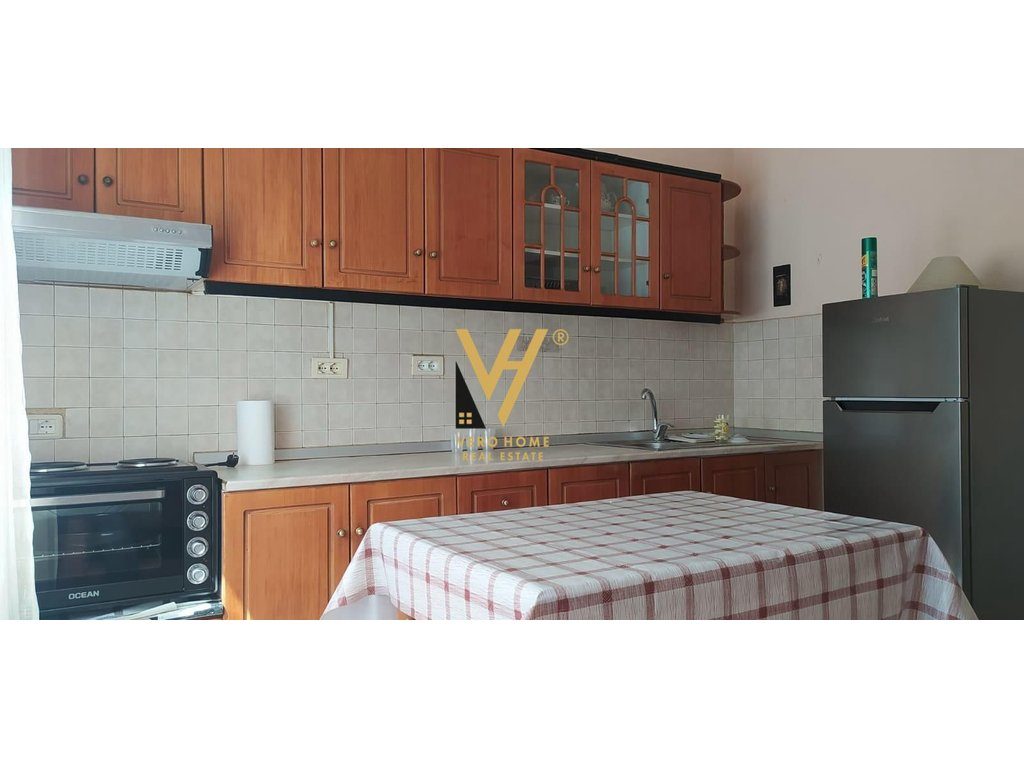 JEPET APARTAMENT 1+1+BLK ME QIRA NE VASIL SHANTO 45.000 LEKE 3