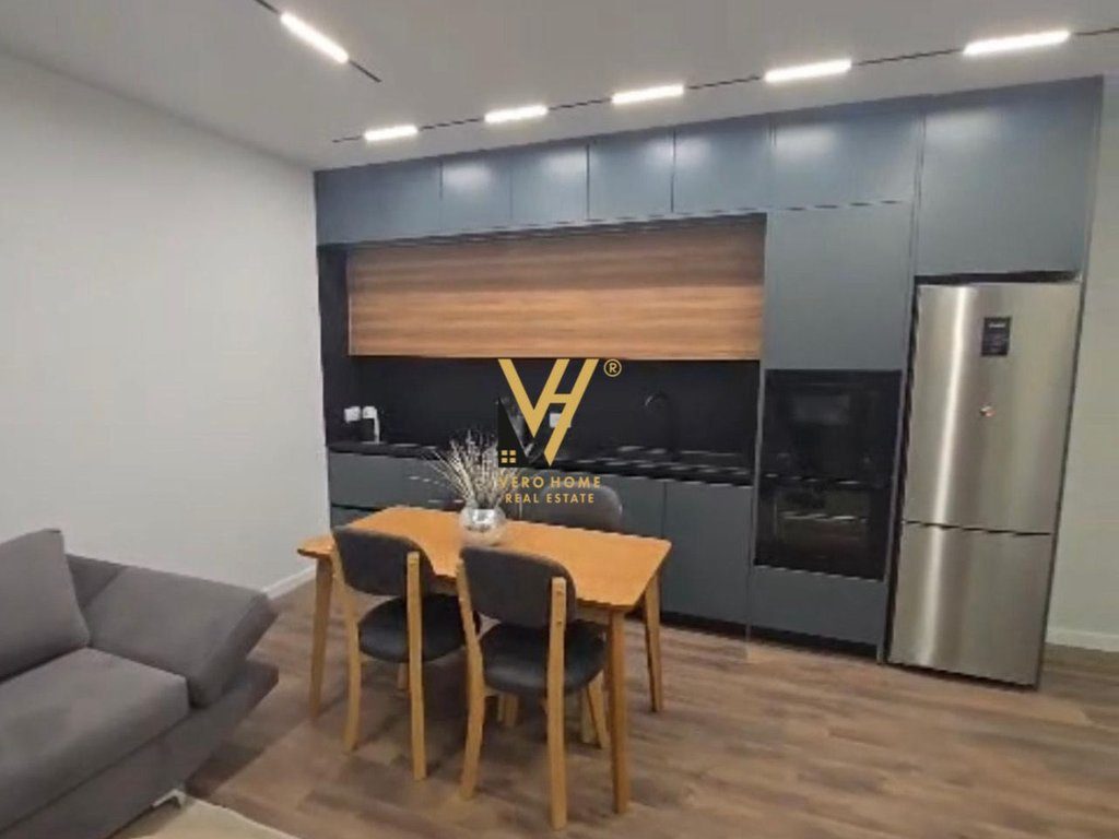 JEPET APARTAMENT 2+1+BLK ME QIRA TE JORDAN MISJA 75.000 LEKE 2