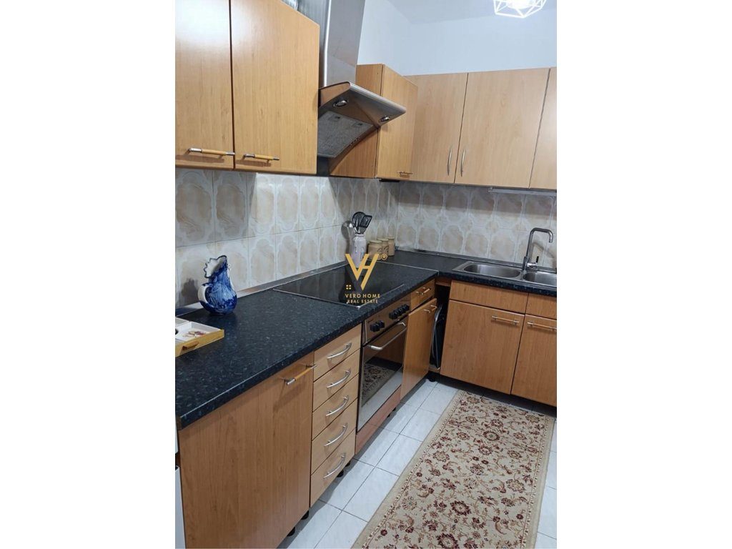 JEPET SHTEPI 2+1 ME QIRA NE KOMBINAT 50.000 LEKE 2