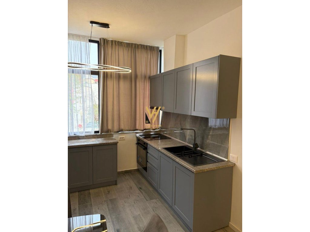 JEPET APARTAMENT 1+1+BLK ME QERA TEK RRUGA FORTUZI 65.000 LEKE 4