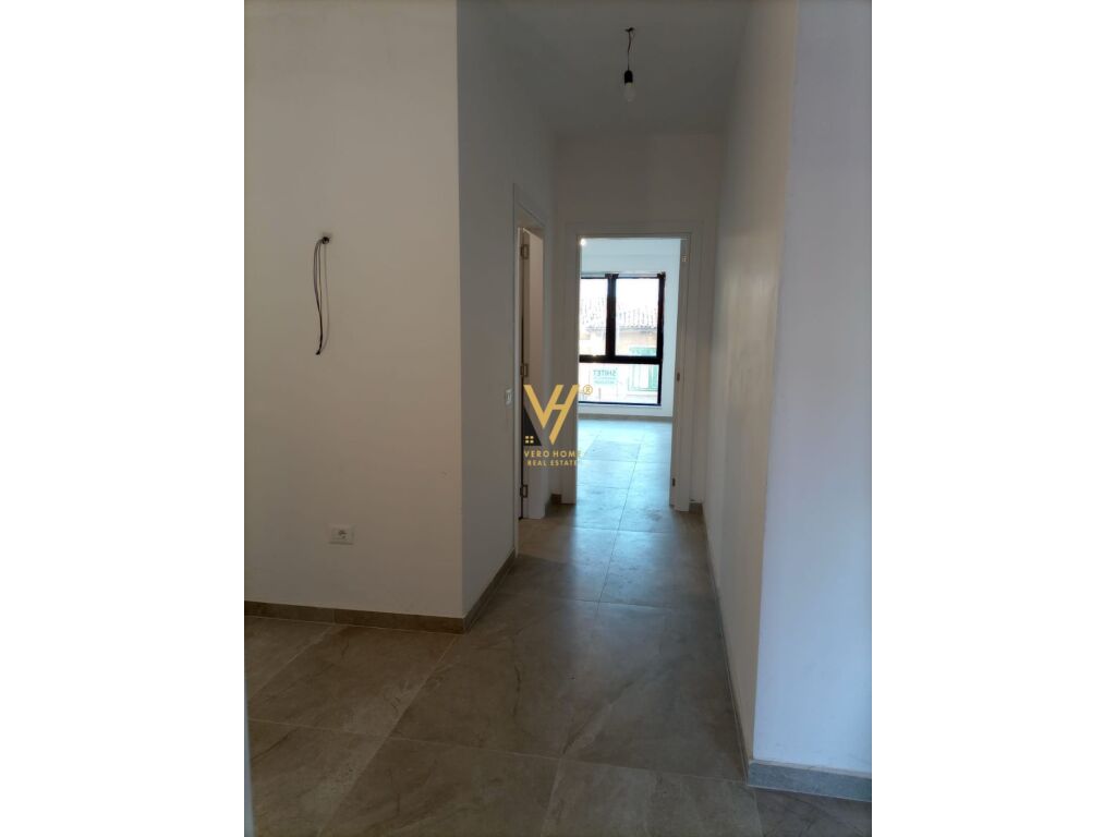 SHITET APARTAMENT 2+1 TE MYSLYM SHYRI 230.000 EURO 2